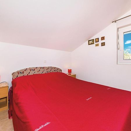 Gorgeous Apartment In Seget Vranjica Esterno foto